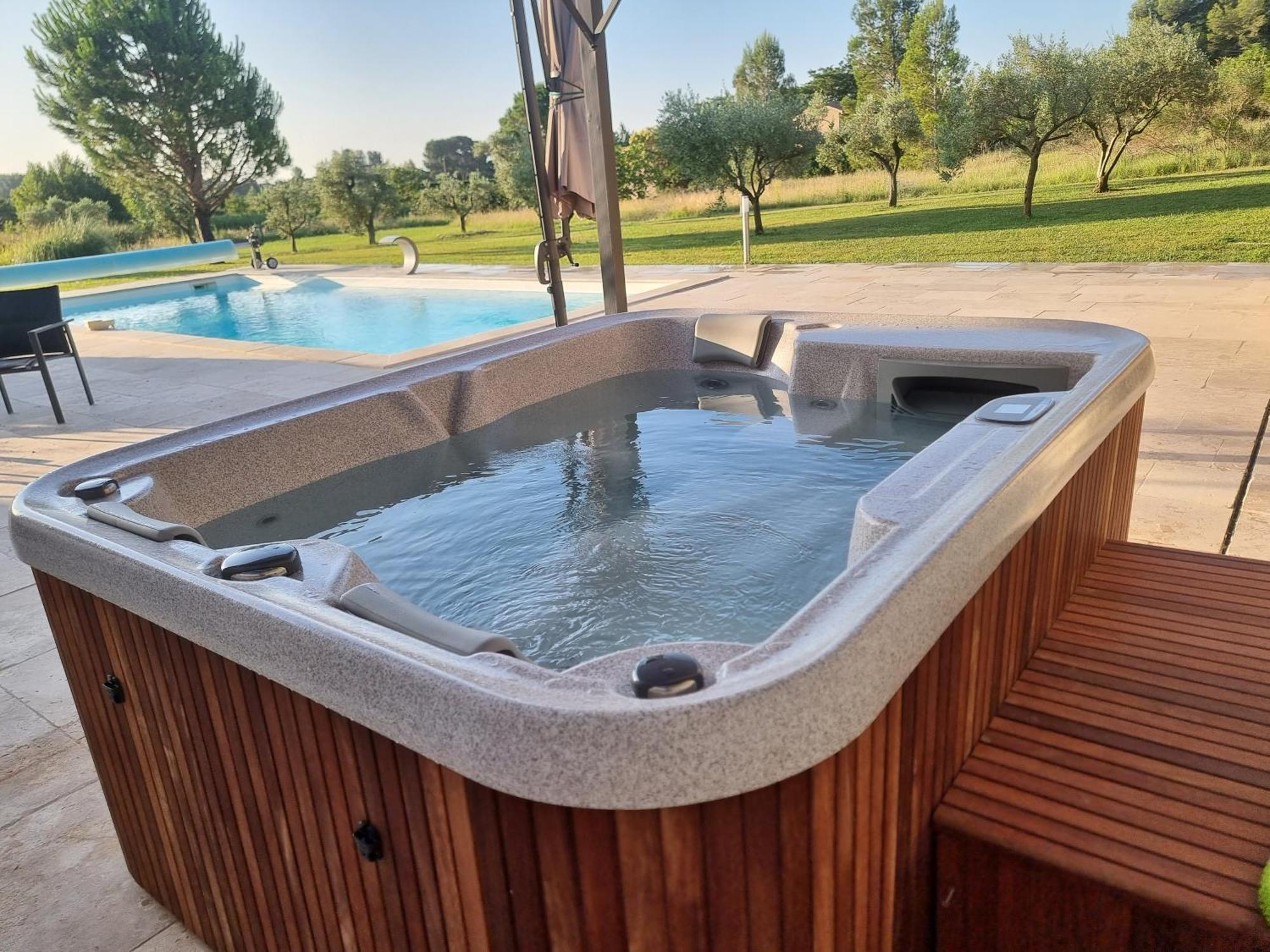 Villa 4 chambres Spa Sauna Piscine chaufée boulodrome LA BASTIDE DE LUSON Maussane-les-Alpilles Exterior foto